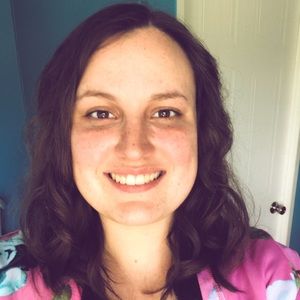 Meet your Posher, Abby